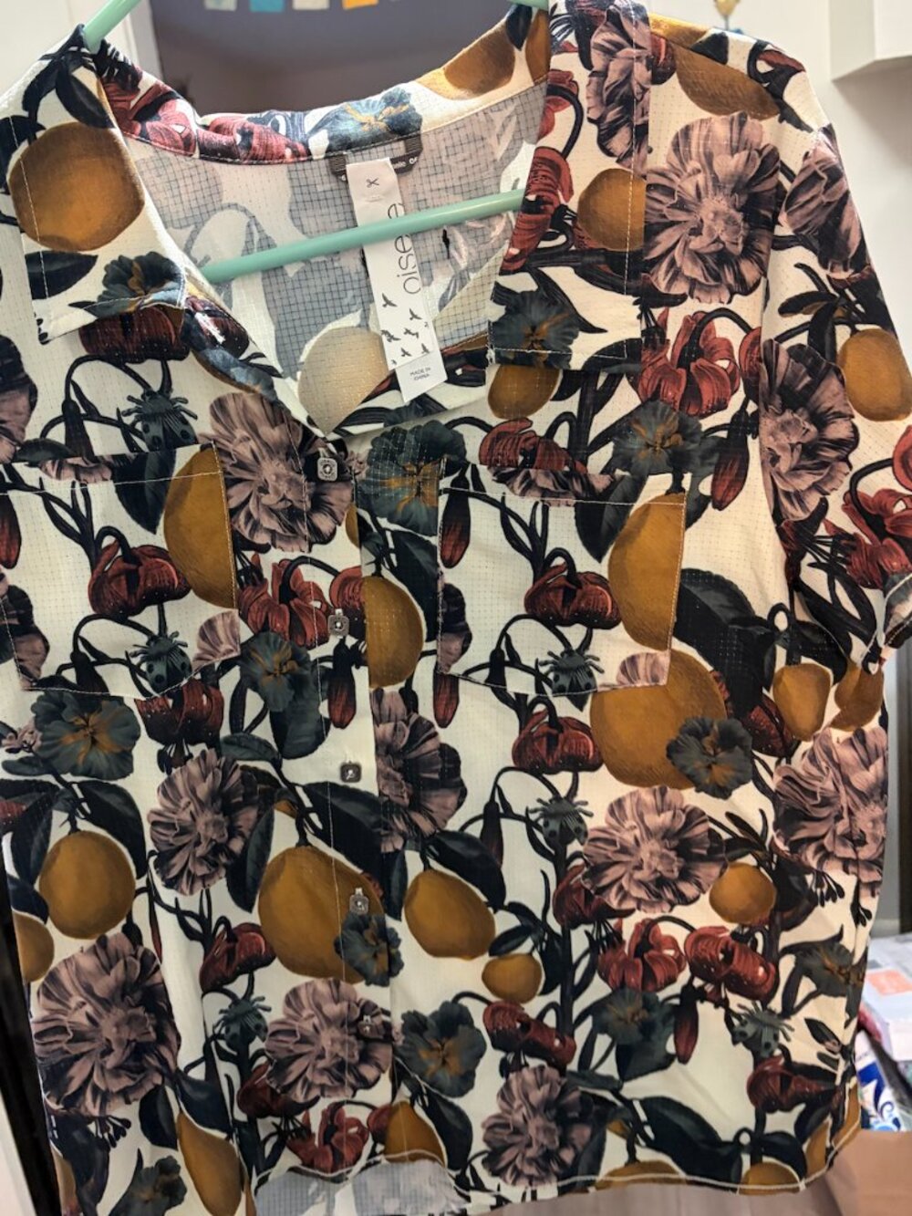 Oiselle Benjamina Button Short Sleeve